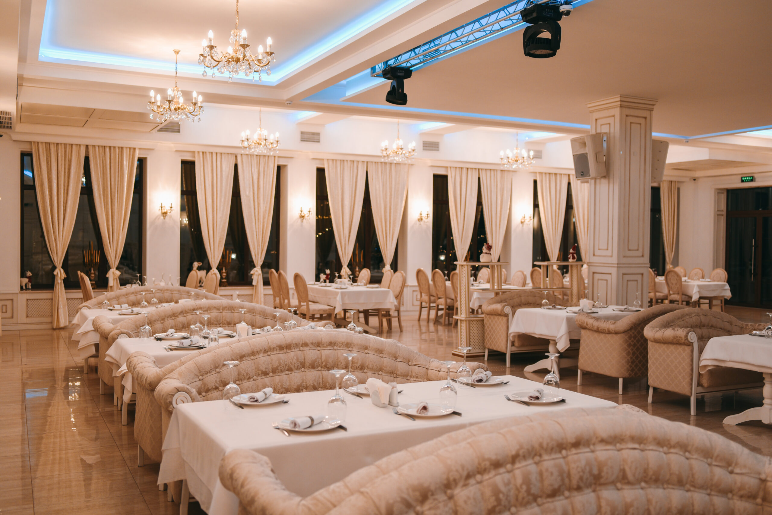 БАНКЕТНА ЗАЛА